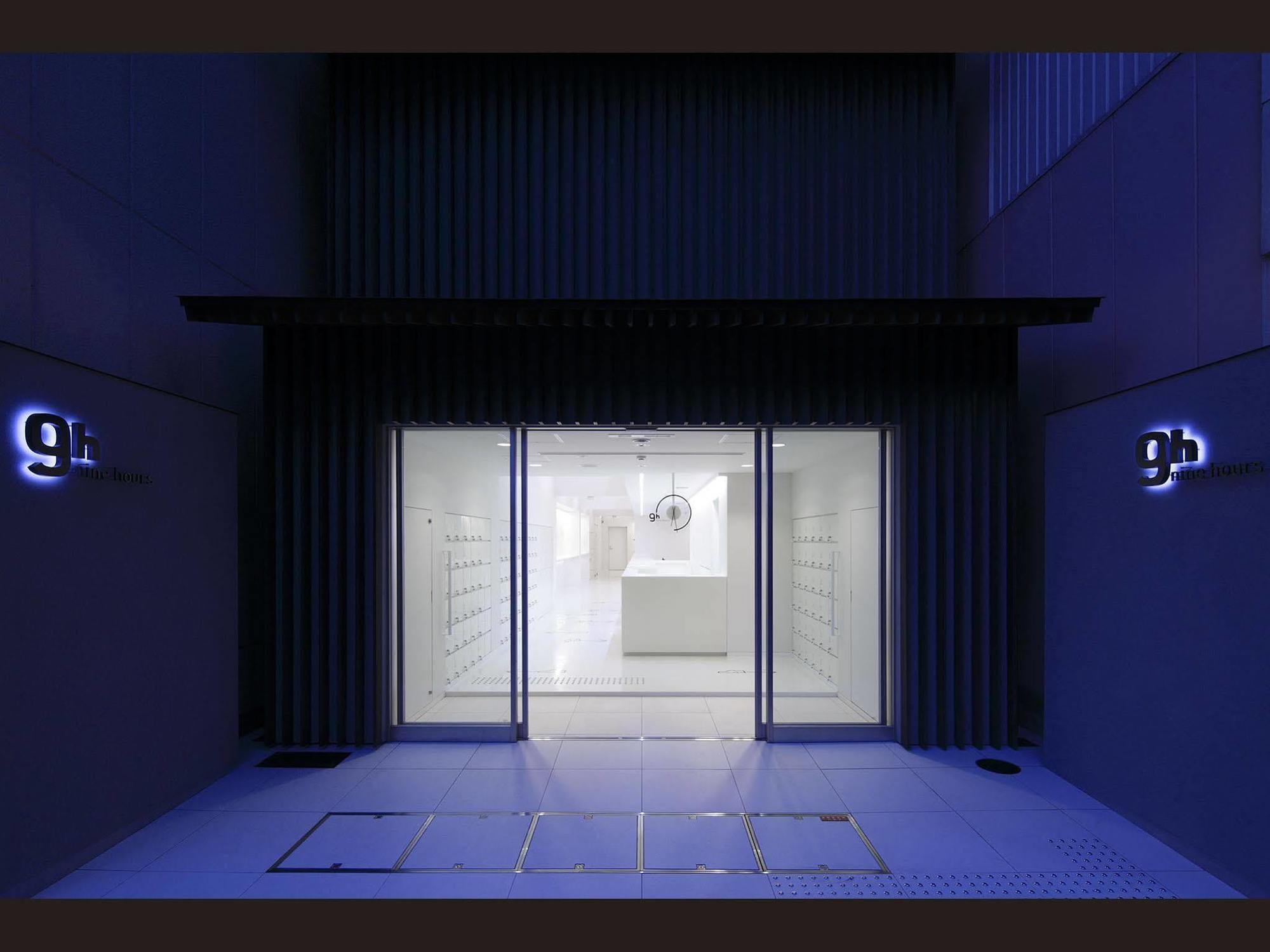 Nine Capsule hotel
